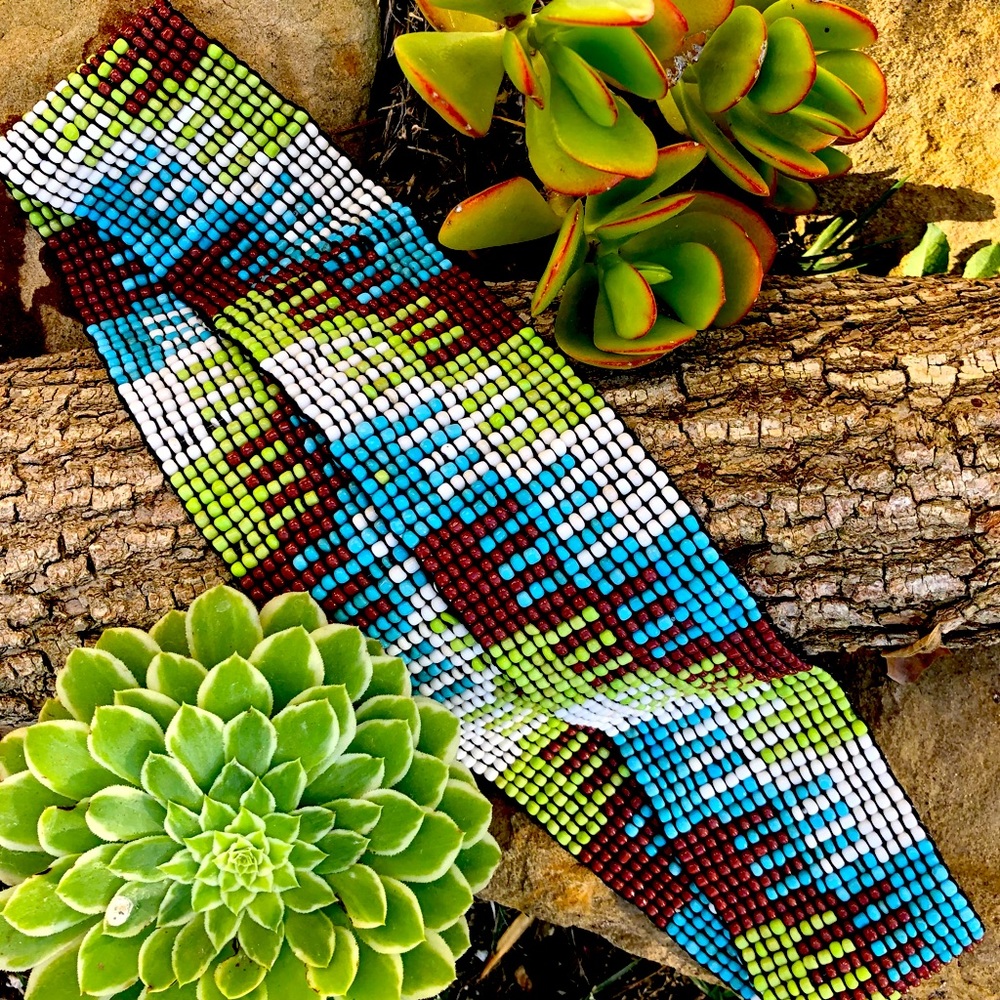 sundance gorgeous  beaded belt size medium